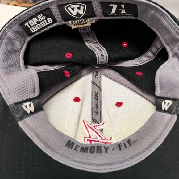 Top of the World Black w/Red Alabama "BAMA" NCAA men's Hat Memory-Fit size 7 1/4 - Picture 3 of 9